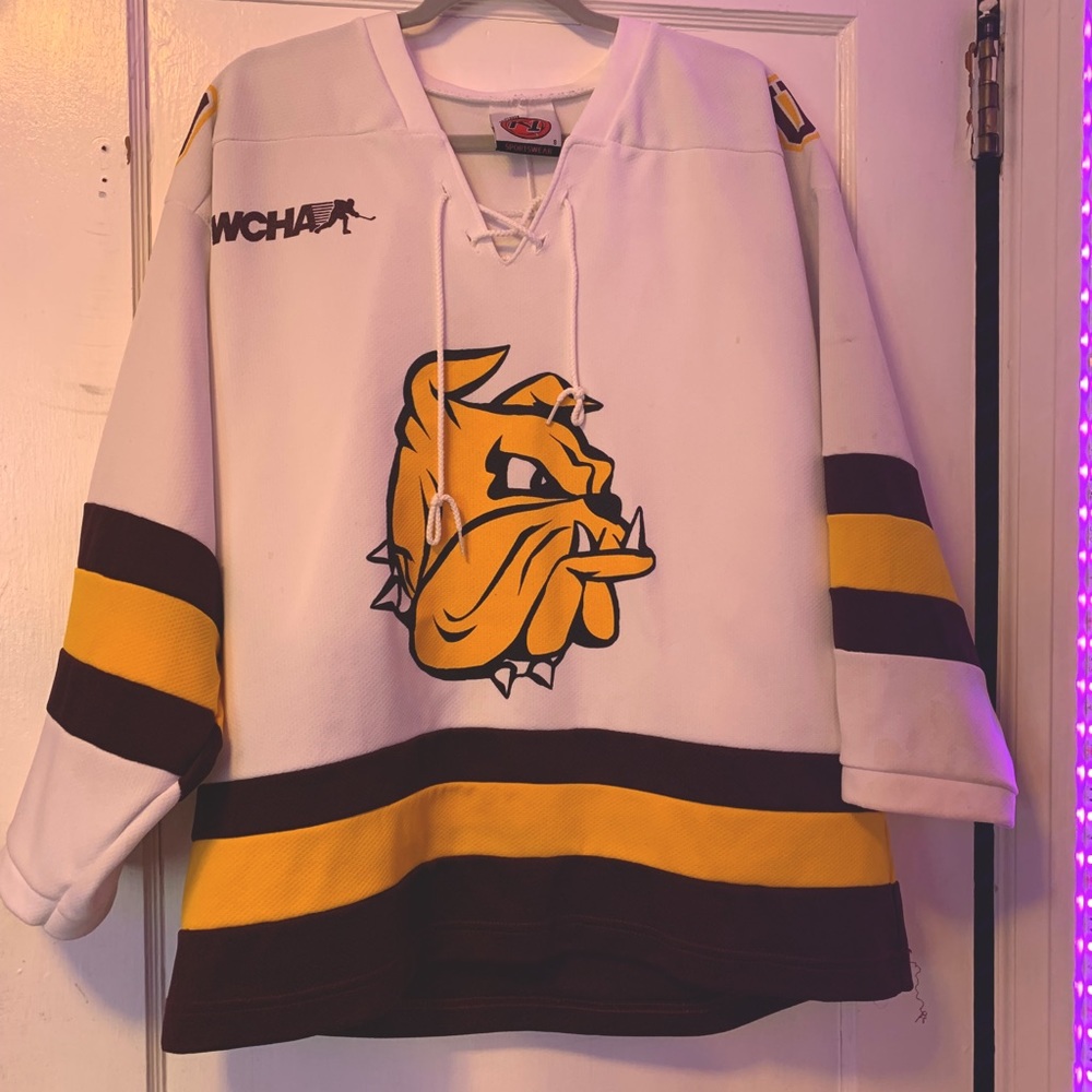 UMD university of Minnesota Duluth hockey jersey